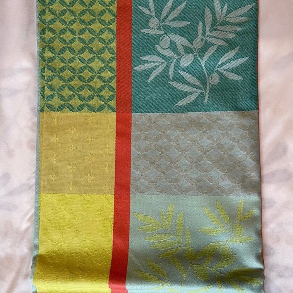 Jacquard Woven Pastel Multi Color Rectangular Cotton French Tablecloth - Picture 7 of 10